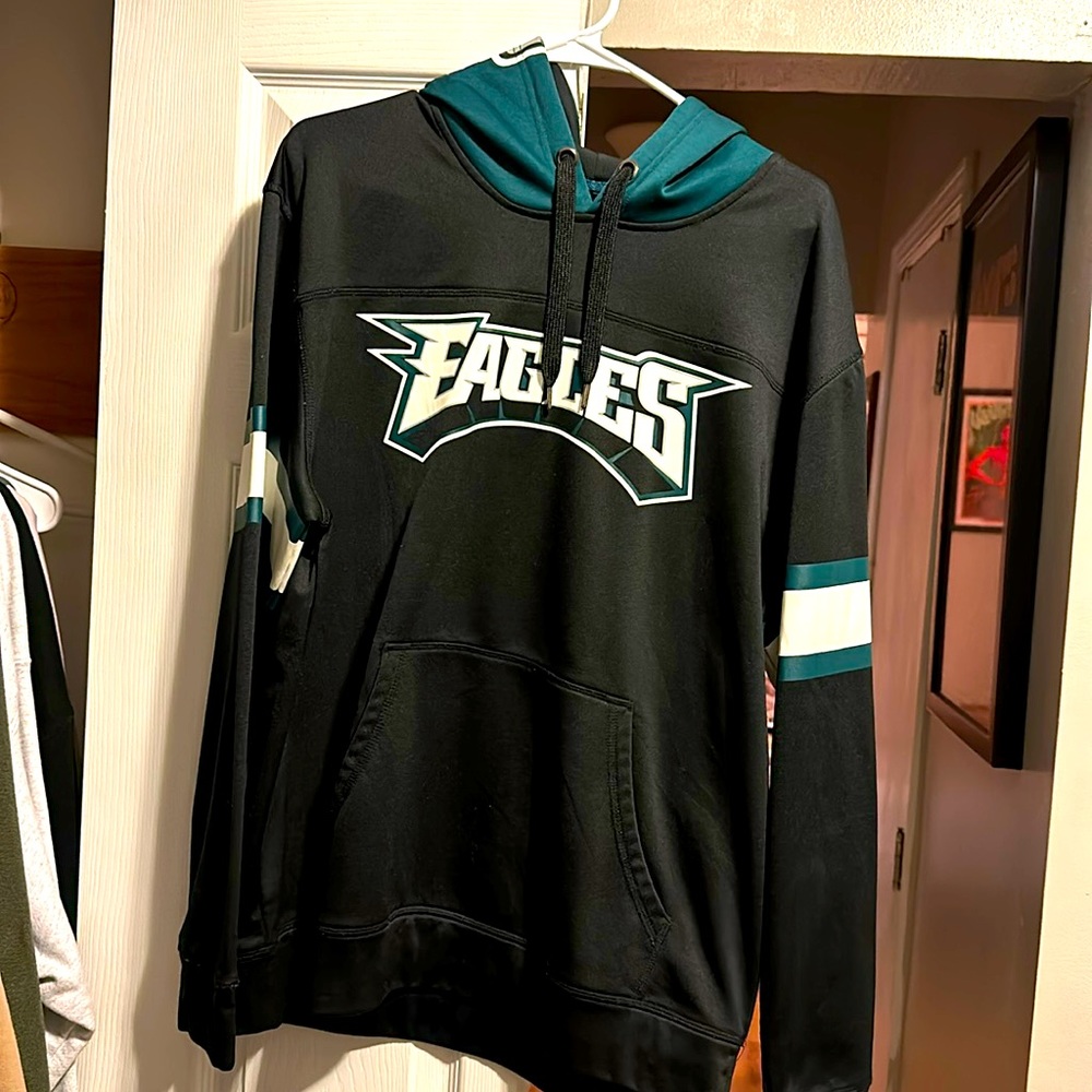 LIKE NEW EAGLES HOODIE